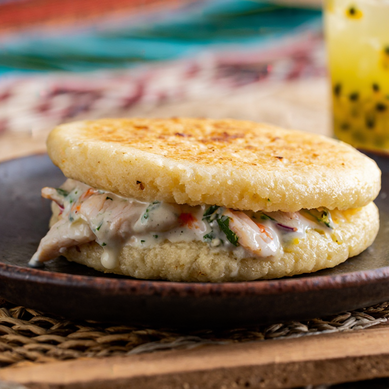 Arepa de Pescado en Coco al Estilo Norfolk